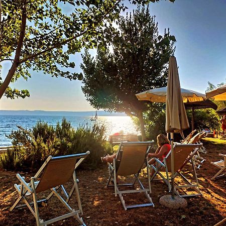 International Glamping Lago Di Bracciano เตรวินญาโน โรมาโน ภายนอก รูปภาพ
